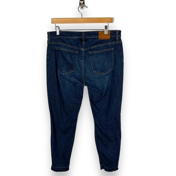 J Crew Toothpick Skinny Jeans w/Distressed Knee, Dark Wash, Size 32P - Picture 11 of 11